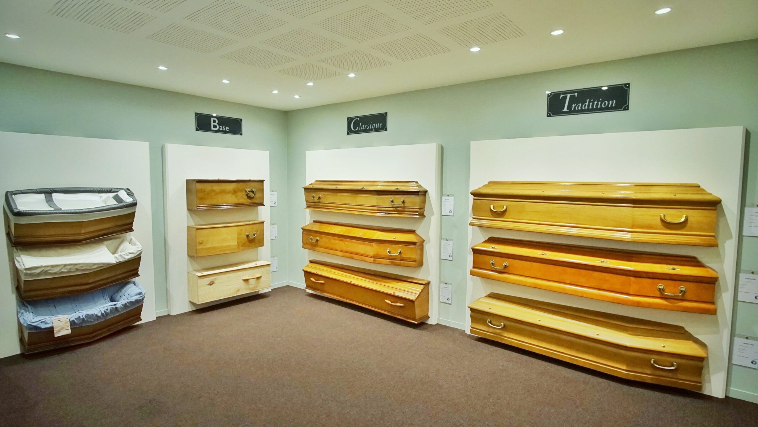 Photo de Pompes Funèbres Rivière Lyon - Grange Blanche