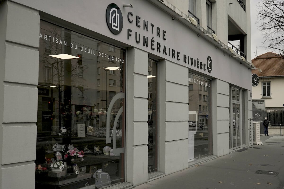 Photo de Pompes Funèbres Rivière - Lyon Berthelot